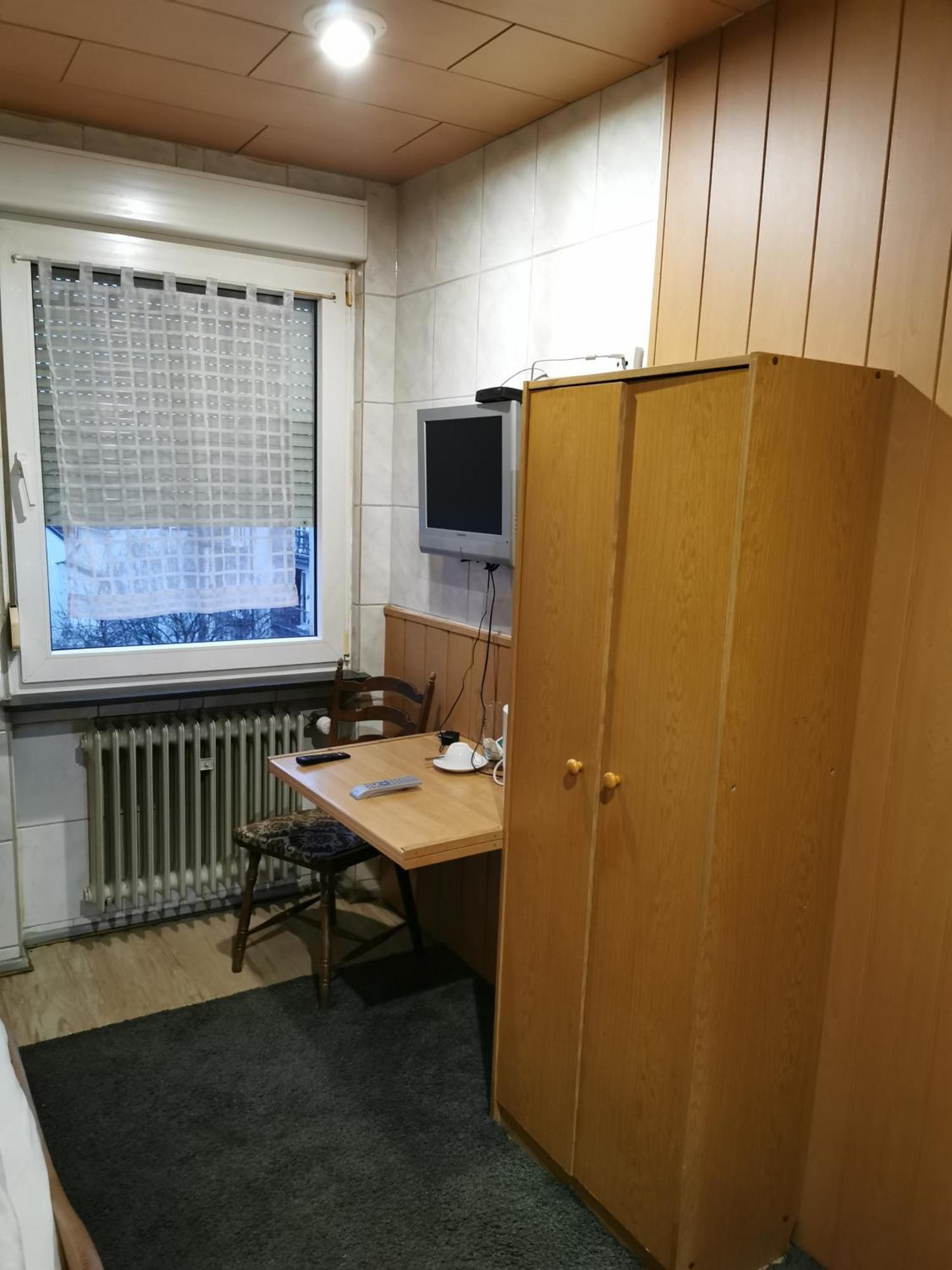 See Lord Hotel Кайзерслаутерн Номер фото