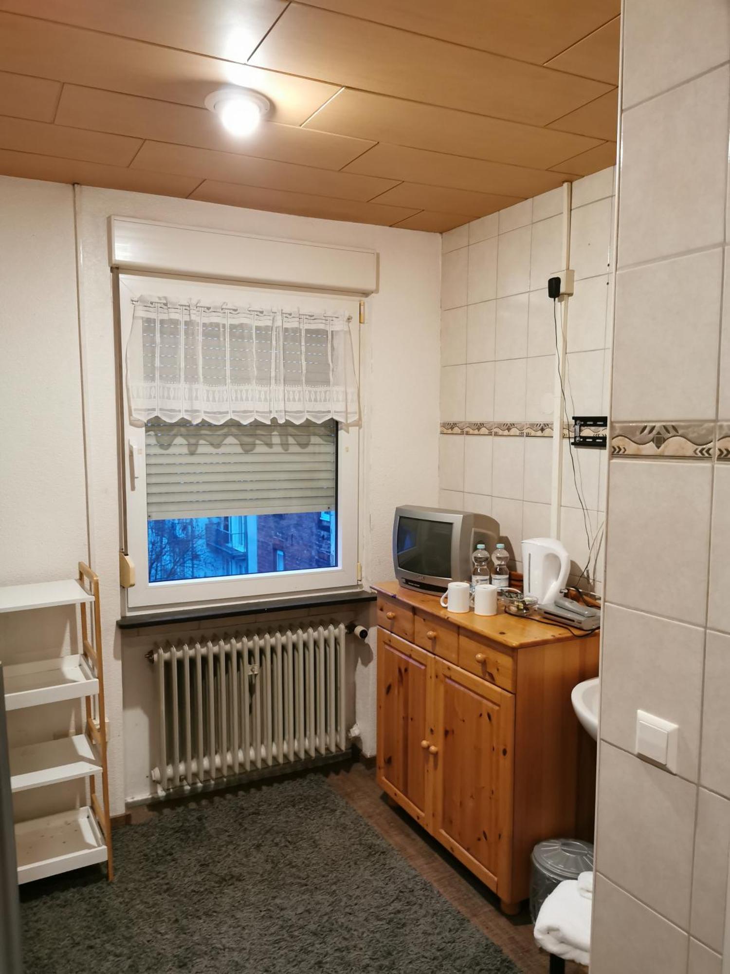 See Lord Hotel Кайзерслаутерн Номер фото